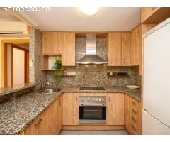 Descubre este elegante y acogedor piso situado en el corazón de la ciudad