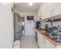 Espacio, luz y comodidad a tu alcance, en la zona Cruz de la Mano de Figueres.
