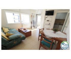 Se vende apartamento a 500 metros del mar , parking privado