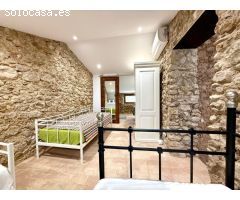 ¡Fantástica casa reformada en el centro de Avinyonet de Puigventós!