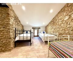 ¡Fantástica casa reformada en el centro de Avinyonet de Puigventós!