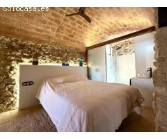¡Fantástica casa reformada en el centro de Avinyonet de Puigventós!