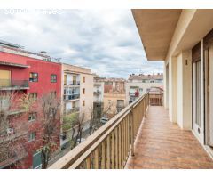 Espacioso y luminoso piso en el Eixample de Figueres