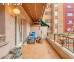 Piso de 4 habitaciones en Figueres.
