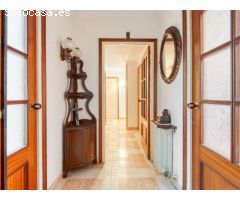 Piso de 4 habitaciones en Figueres.