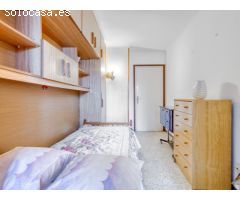 Piso de 4 habitaciones en Figueres.