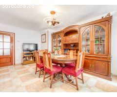 Piso de 4 habitaciones en Figueres.