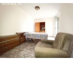 Amplio piso de 3 hab y 2 terrazas bien situado en la Villa