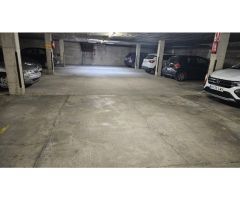 Plaza de Parking en venta CALLE PERE III de Figueres.