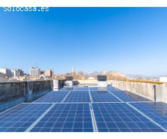 DÚPLEX DE 3 HABITACIONES CON TERRAZA DE 50 M2 A 15 METROS DE LA RAMBLA DE