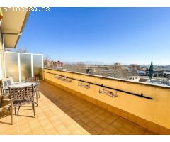 GRAN ÁTICO DÚPLEX DE 120M2 EN FIGUERES.