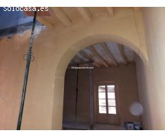 Edificio en venta en pleno centro de Torroella de Montgrí.