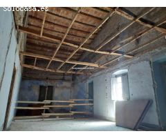 Edificio en venta en pleno centro de Torroella de Montgrí.