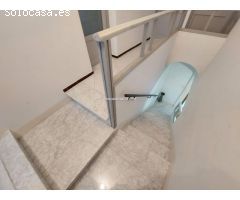Gran casa de 5 habitaciones con patio y garaje en Torroella de Montgrí.