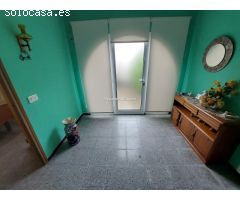 Gran casa de 5 habitaciones con patio y garaje en Torroella de Montgrí.