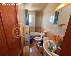 ÁTICO CON TERRAZA DESCUBIERTA, TRASTERO Y PISCINA EN TORREVIEJA