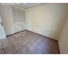Casa adosada planta baja con solárium y aparcamiento en Torrevieja