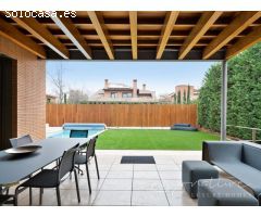 Lujosa villa con piscina y jardín privado en lArxiu (Sant Cugat)