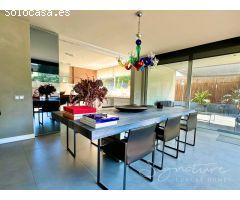 Unifamiliar de diseño con piscina en El Golf-Can Trabal (Sant Cugat)