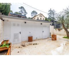 Lujosa villa a estrenar con piscina y jardín privado en Golf-Can Trabal (Sant