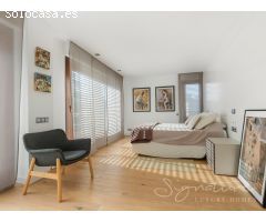 Lujosa unifamiliar con piscina y jardín privado en El Golf - Can Trabal (Sant