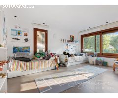 Lujosa unifamiliar con piscina y jardín privado en El Golf - Can Trabal (Sant