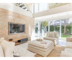 Magnifica villa unifamiliar con piscina en lArxiu (Sant Cugat)