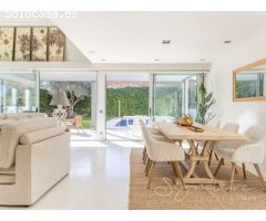 Magnifica villa unifamiliar con piscina en lArxiu (Sant Cugat)