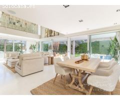 Magnifica villa unifamiliar con piscina en lArxiu (Sant Cugat)