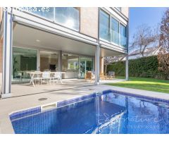 Magnifica villa unifamiliar con piscina en lArxiu (Sant Cugat)