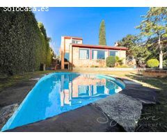 Lujosa villa en perfecto estado de conservación en venta en lArxiu (Sant Cugat)