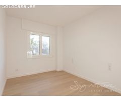 Luminoso y espacioso piso de 4 habitaciones en el centro de Sant Cugat