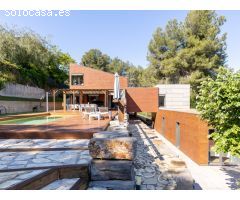 Exclusiva vivienda de diseño contemporáneo con piscina privada y alta eficiencia