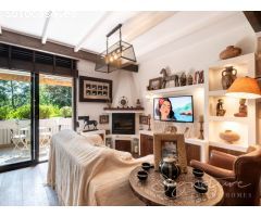 Exclusiva planta baja de diseño contemporáneo con terraza privada en la