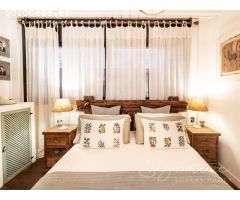 Exclusiva planta baja de diseño contemporáneo con terraza privada en la