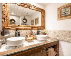 Exclusiva planta baja de diseño contemporáneo con terraza privada en la