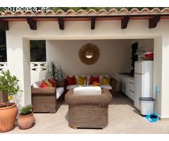 FANTÁSTICA VILLA EN ALBIR CON EXCELENTE VISTA