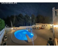 FANTÁSTICA VILLA EN ALBIR CON EXCELENTE VISTA