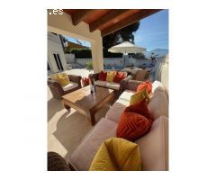 FANTÁSTICA VILLA EN ALBIR CON EXCELENTE VISTA