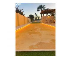 IMPRESIONANTE VILLA