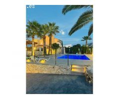 IMPRESIONANTE VILLA