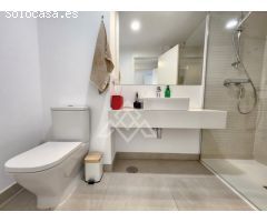 Exclusivo y luminoso ático en Estepona