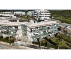 Exclusivo y luminoso ático en Estepona