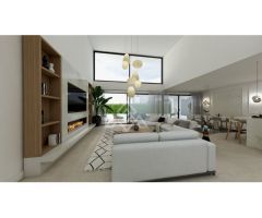 Encantadora Villa Independiente de Estilo Andaluz en El Rosario, Marbella