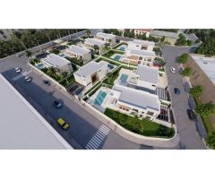 Encantadora Villa Independiente de Estilo Andaluz en El Rosario, Marbella