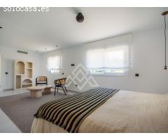 FANTÁSTICA VILLA EN ALBIR CON EXCELENTE VISTA
