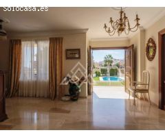 Exclusiva Villa Independiente con Impresionantes Vistas y Máxima Comodidad