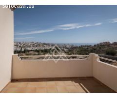 Exclusiva Villa Independiente con Impresionantes Vistas y Máxima Comodidad