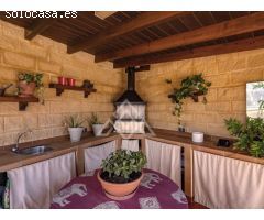 Exclusiva Villa Independiente con Impresionantes Vistas y Máxima Comodidad