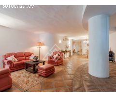 FANTÁSTICA VILLA EN ALBIR CON EXCELENTE VISTA